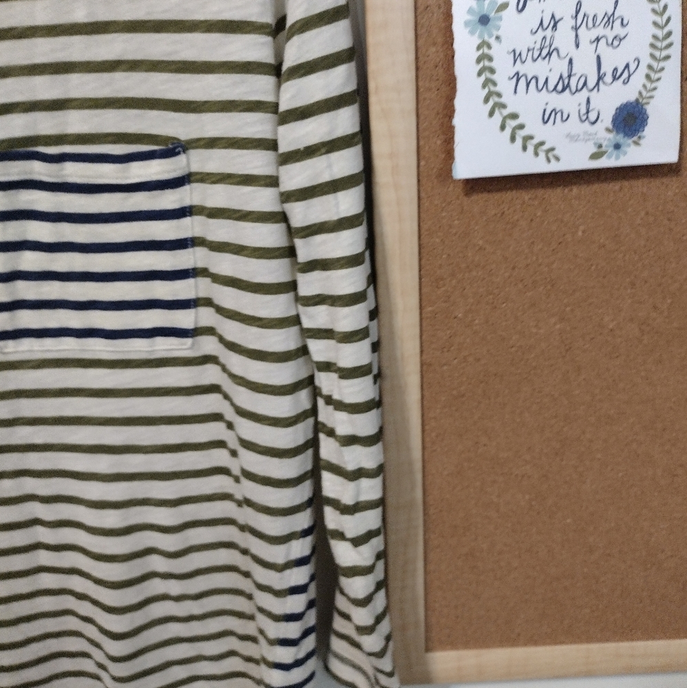 Women quarter sleeve top